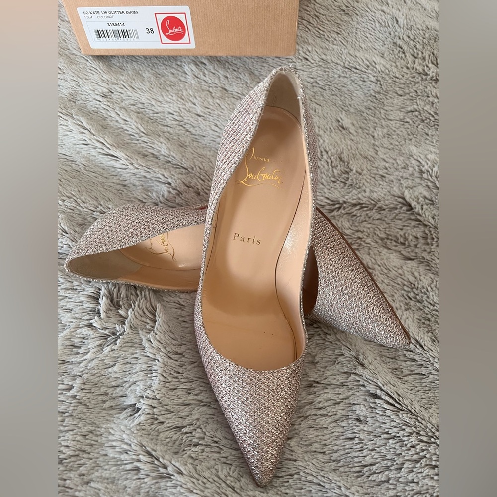 Christian Louboutin So Kate Glitter ✨ pump heels